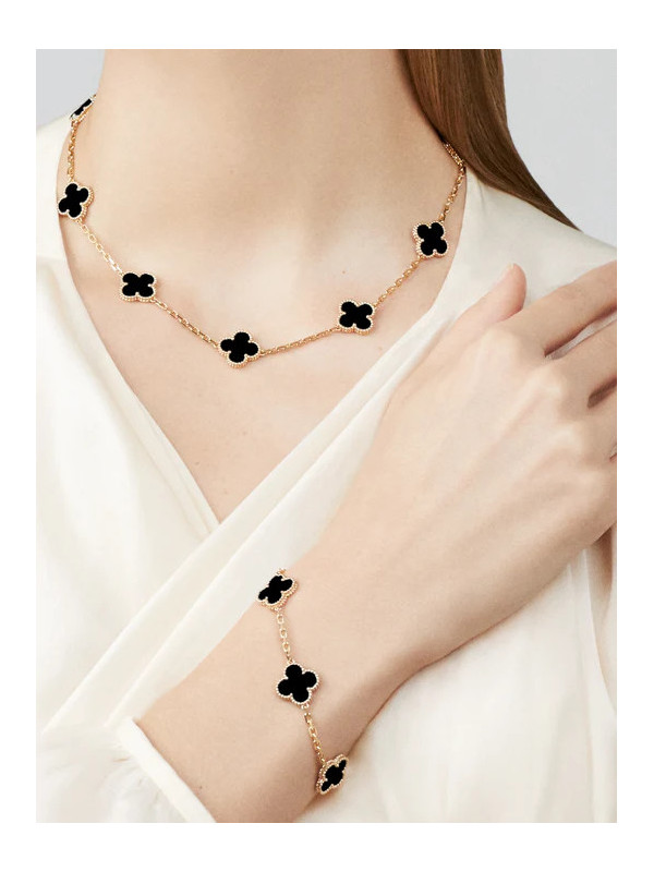 COLLAR VAN CLEEF NEGRO